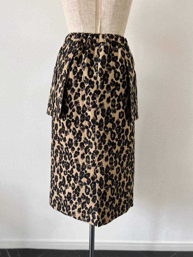 leopard jacquard フラップポケットスカート